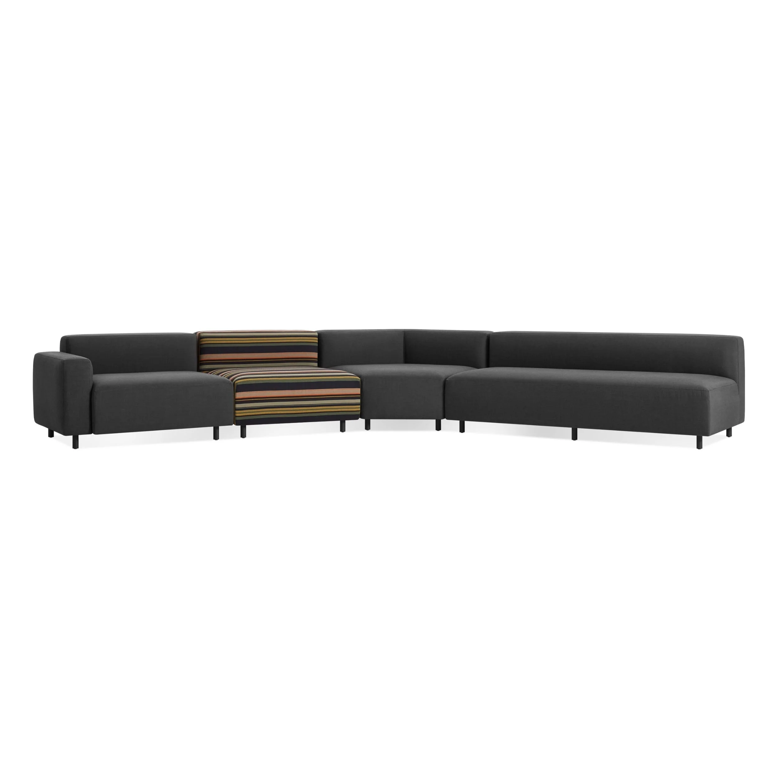 9 Yard Outdoor Angled Sectional Sofa - Image 3