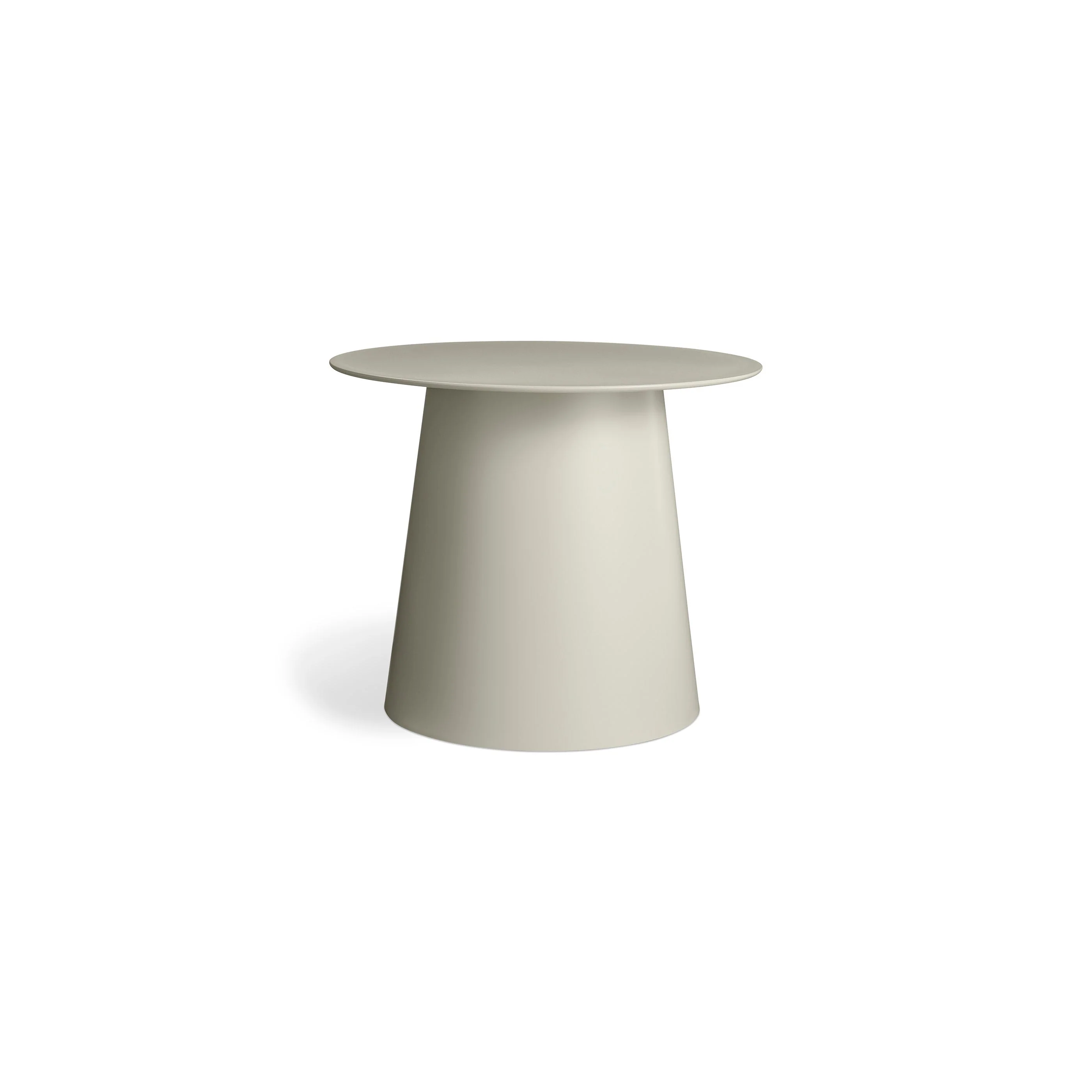 Circula Low Cocktail Table - Image 8